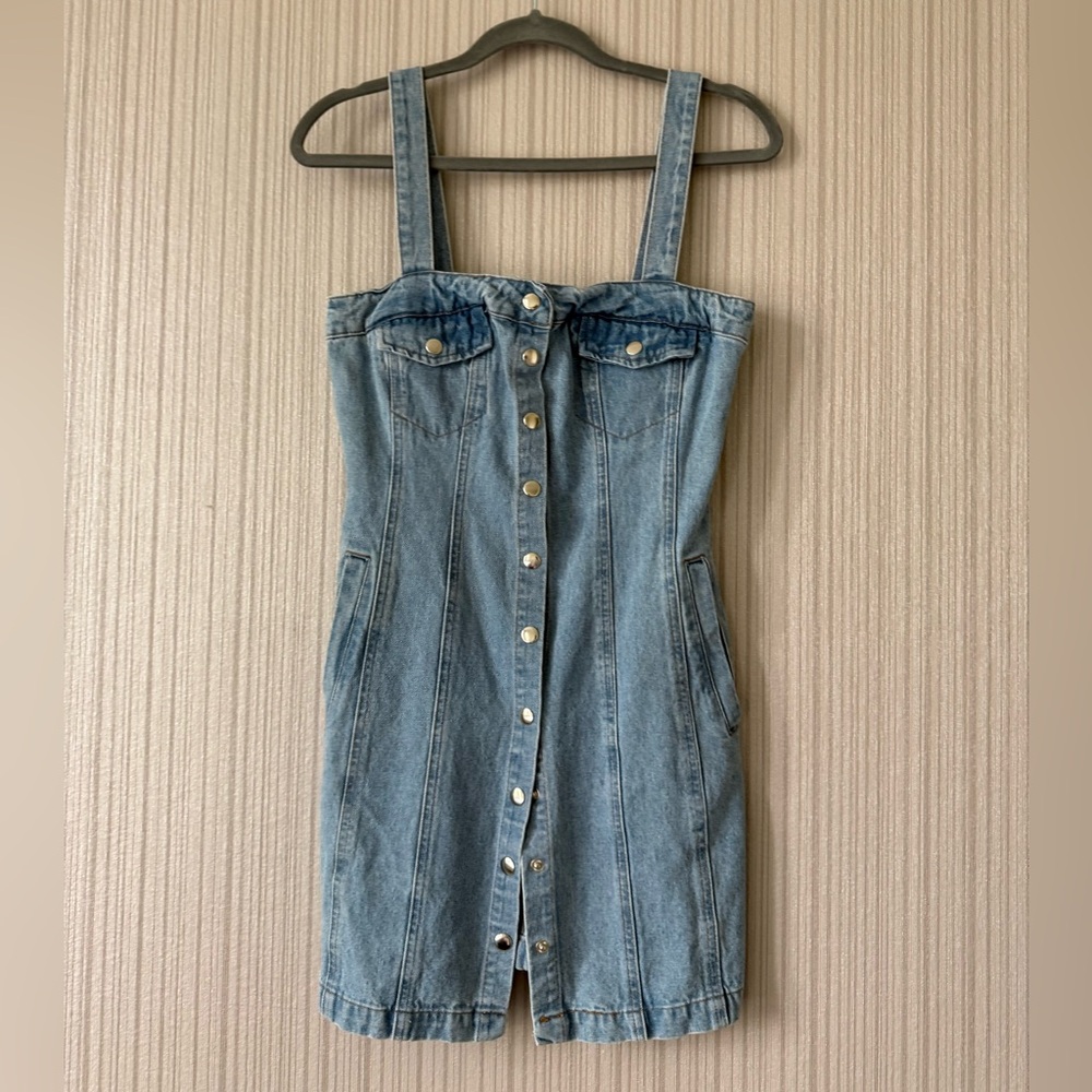 BDG Denim Button-Front Sundress in Light Blue - Picture 2 of 5